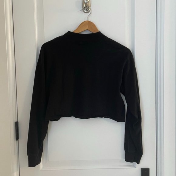 Stranger Things Crop Top - Picture 2 of 4